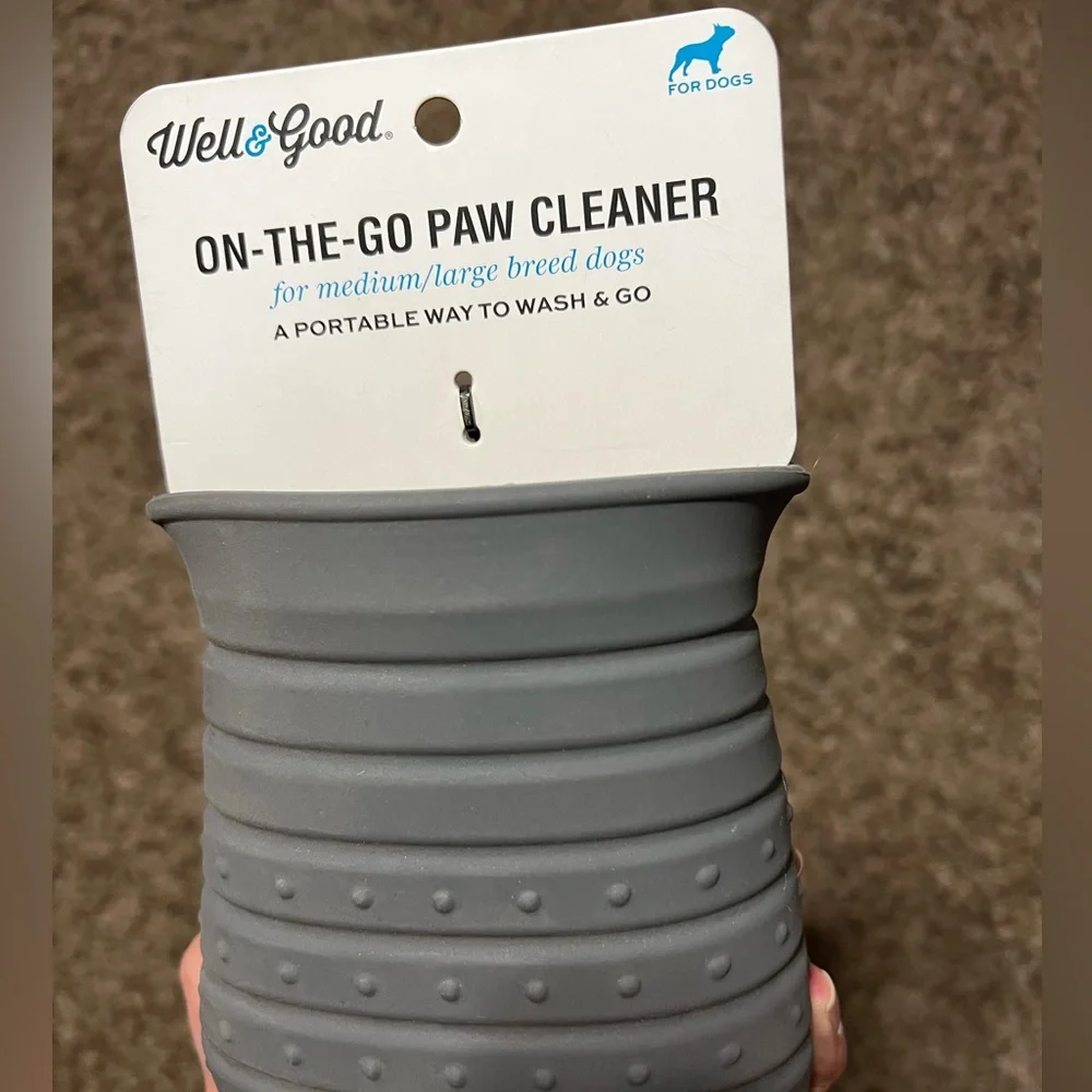 Well & Good - On the go Paw Cleaner